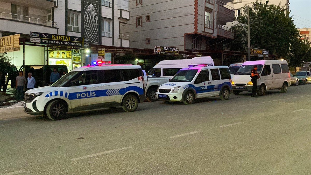 Şanlıurfa'da Yol Verme Kavgası: 3 Yaralı