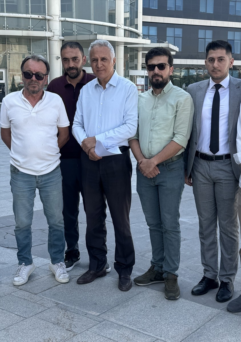 Prof. Dr. Ceyhan Hakkında M Çiçeği Virüsü Açıklamaları Nedeniyle Suç Duyurusu