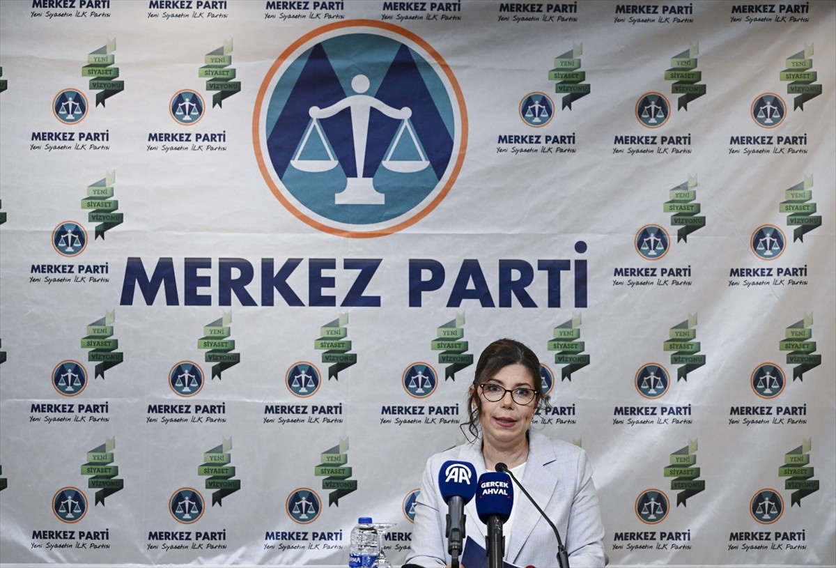 Merkez Parti Genel Başkanı Pelin Gündeş Bakır'dan Deprem Politikalari ve Ekonomik Reformlar
