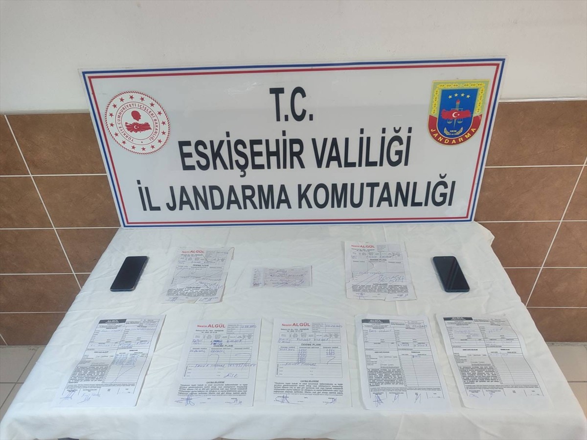 Eskişehir'de Tefecilik Operasyonu: İki Şüpheli Gözaltında