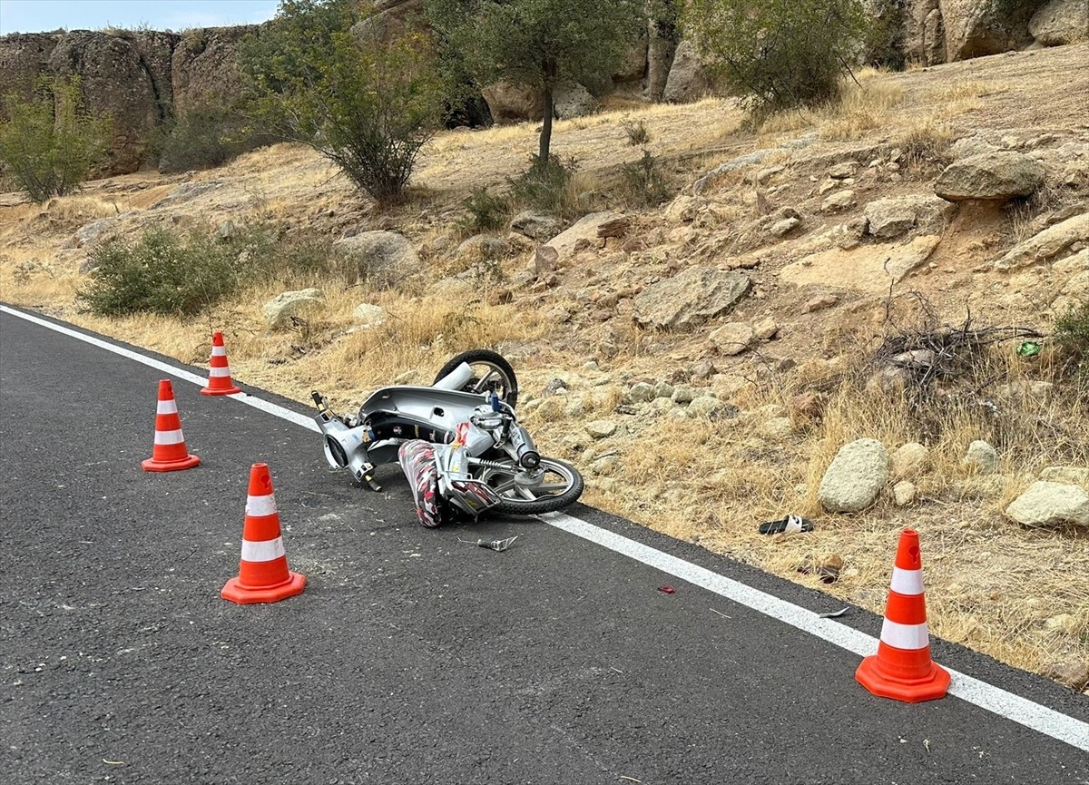 Uşak'ta Motosiklet Kazası: Bir Genç Hayatını Kaybetti