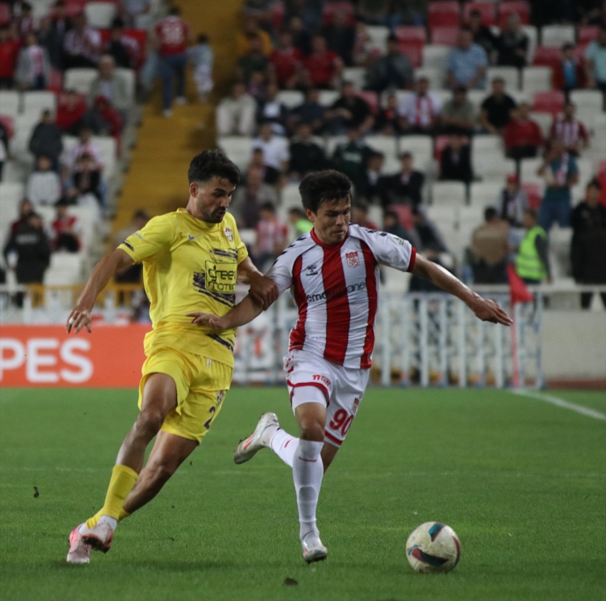 Sivasspor'un Teknik Direktörü Bülent Uygun, Eyüpspor Maçını Değerlendirdi