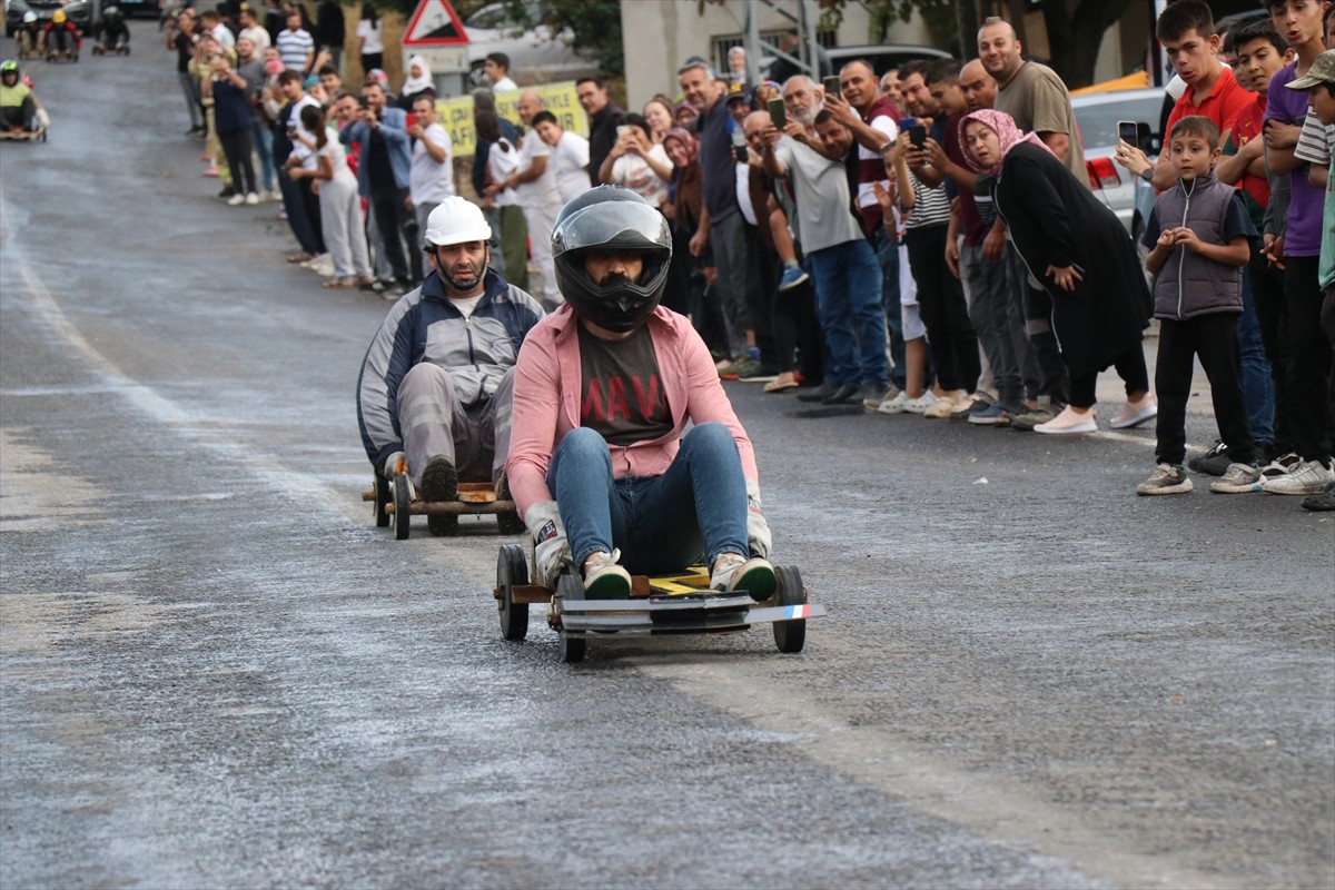 Adana'da Tahta Ralli Araba Yarışları Coşkusu