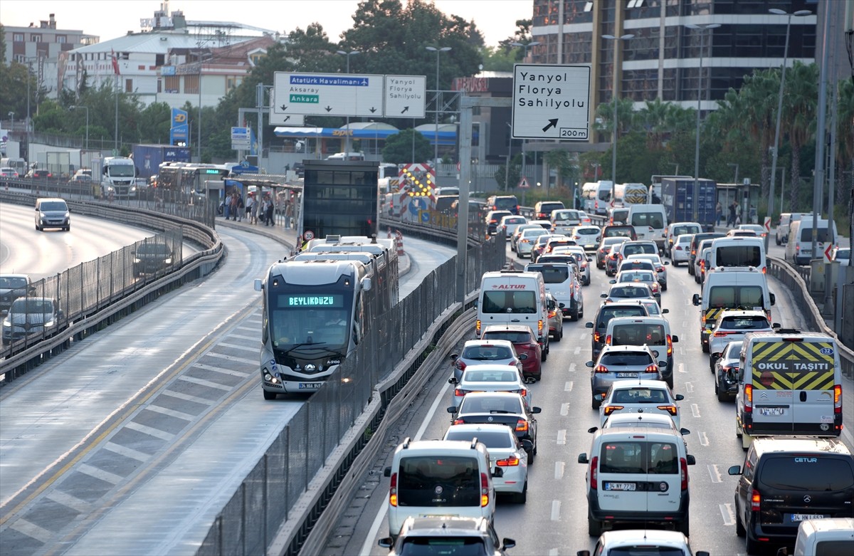 Cennet Mahallesi Durağı Yeniden Açıldı