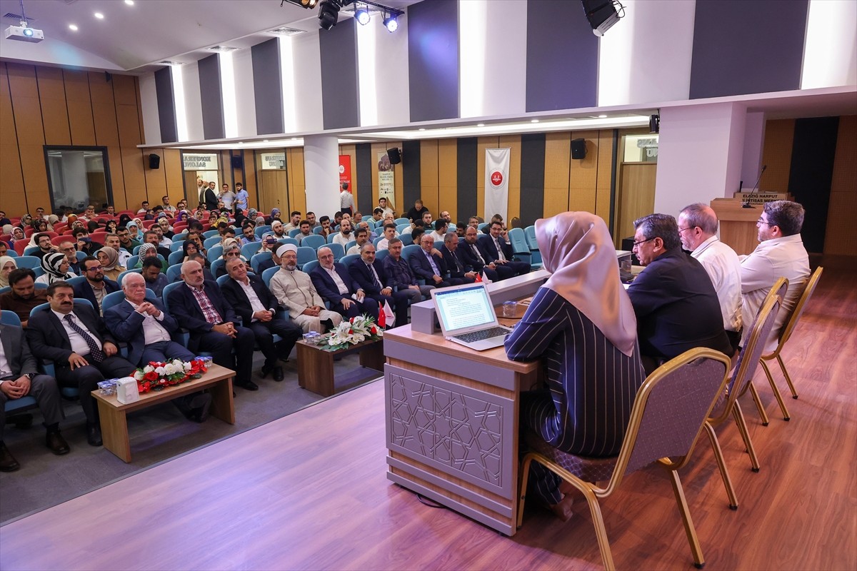 Diyanet İşleri Başkanı Ali Erbaş, Harput Klasik Hadis Meclisi-1 Programına Katıldı