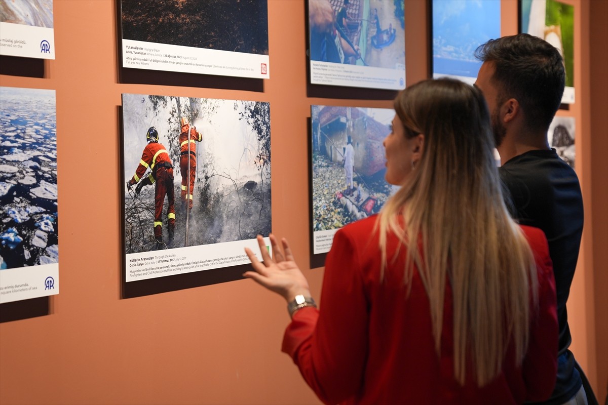 Dünyanın İki Ucundan Gelen Gözlemler: Antarktika ve Arktik