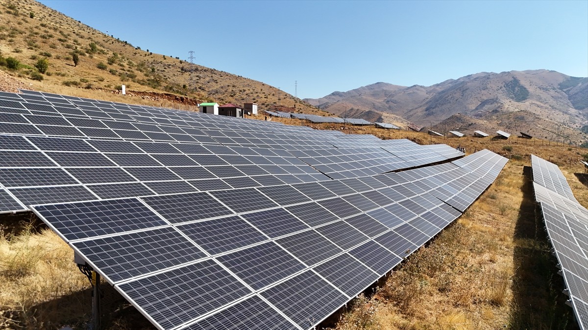 Bitlis Belediyesi Güneş Enerjisi Projesi ile Elektrik İhtiyacını Karşılıyor