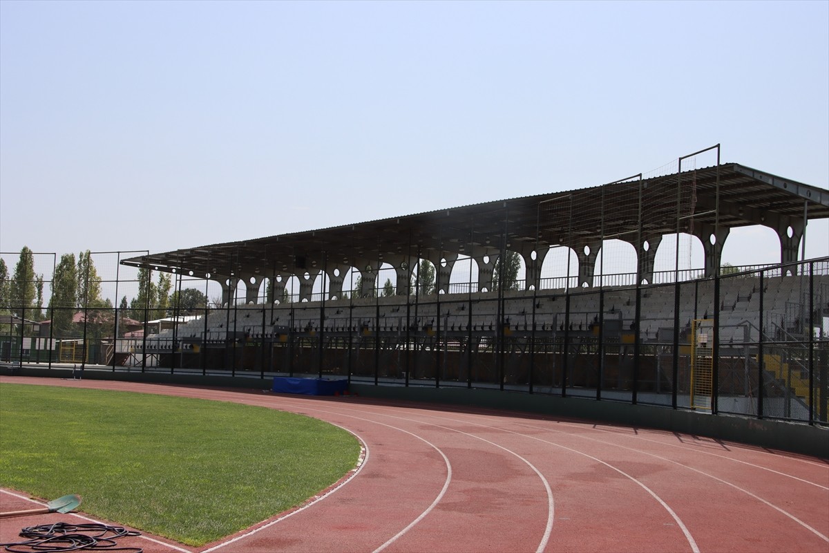 Iğdır Şehir Stadı 1. Lig'e Hazır Hale Geldi