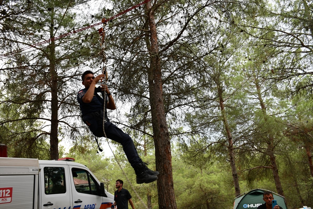 AFAD Karadeniz Bölgesi Akredite Ekipler Kampı Samsun'da Başladı