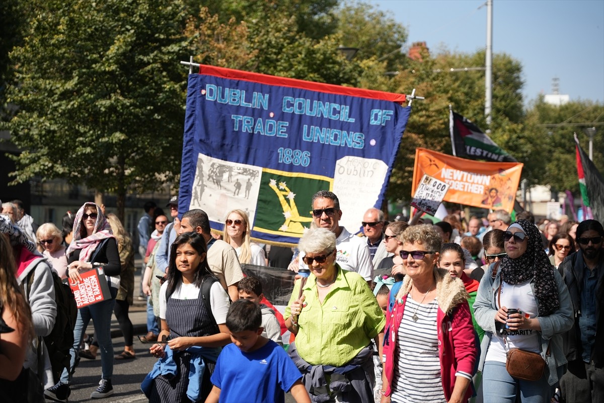 Dublin'de Filistin'e Destek Yürüyüşü Gerçekleştirildi