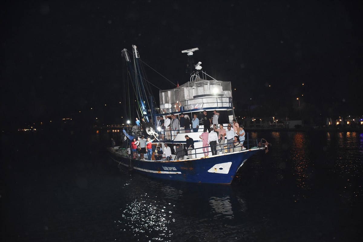 Bodrum'da Su Ürünleri Av Sezonu Coşkuyla Açıldı