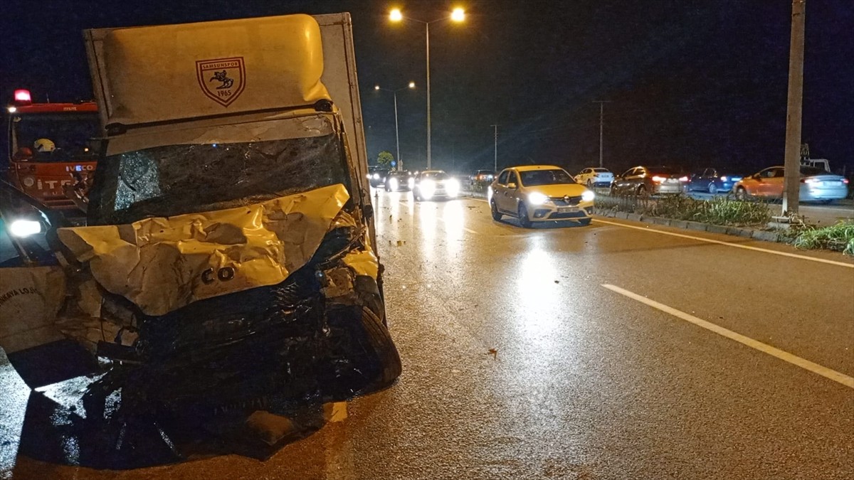 Çarşamba'da Feci Trafik Kazası: 1 Ölü, 7 Yaralı