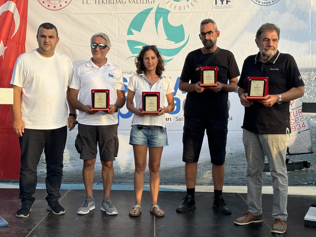 Süleymanpaşa'da 8. Uluslararası Optimist Cup Yelken Yarışları Başladı