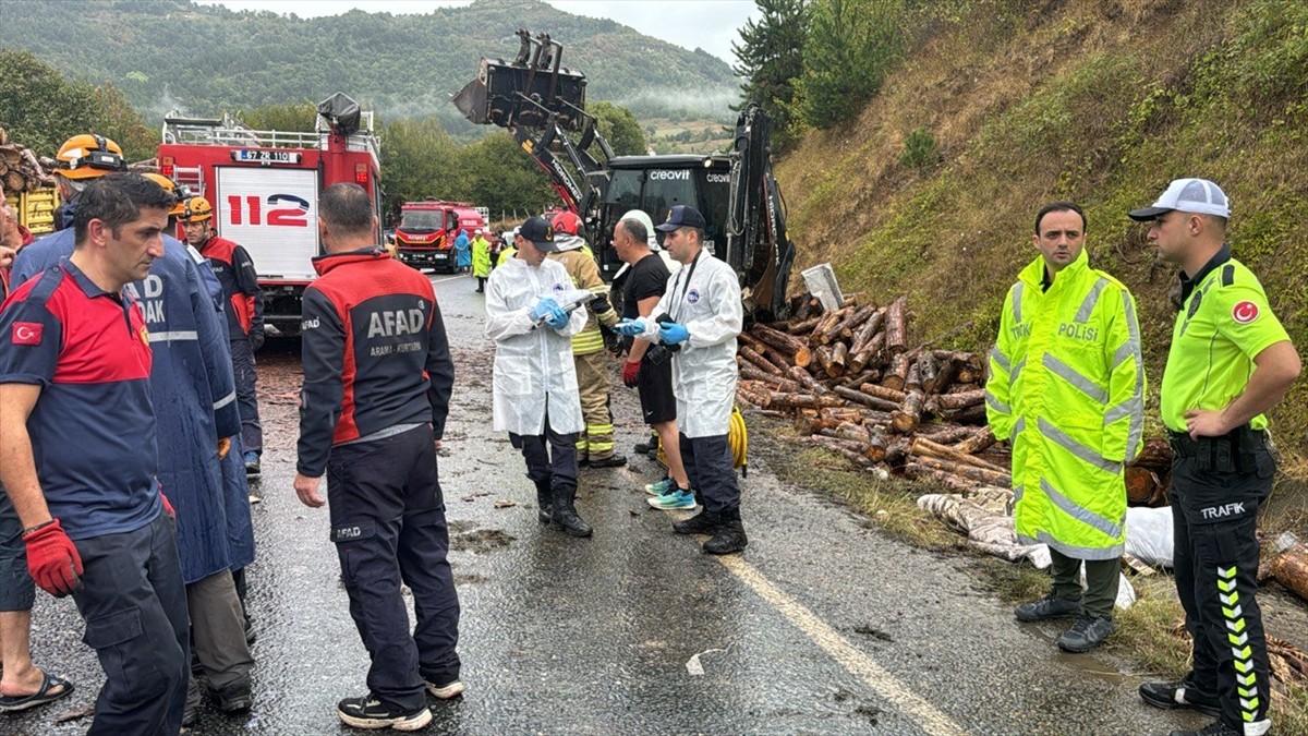 Zonguldak'ta Feci Trafik Kazası: 2 Ölü, 24 Yaralı