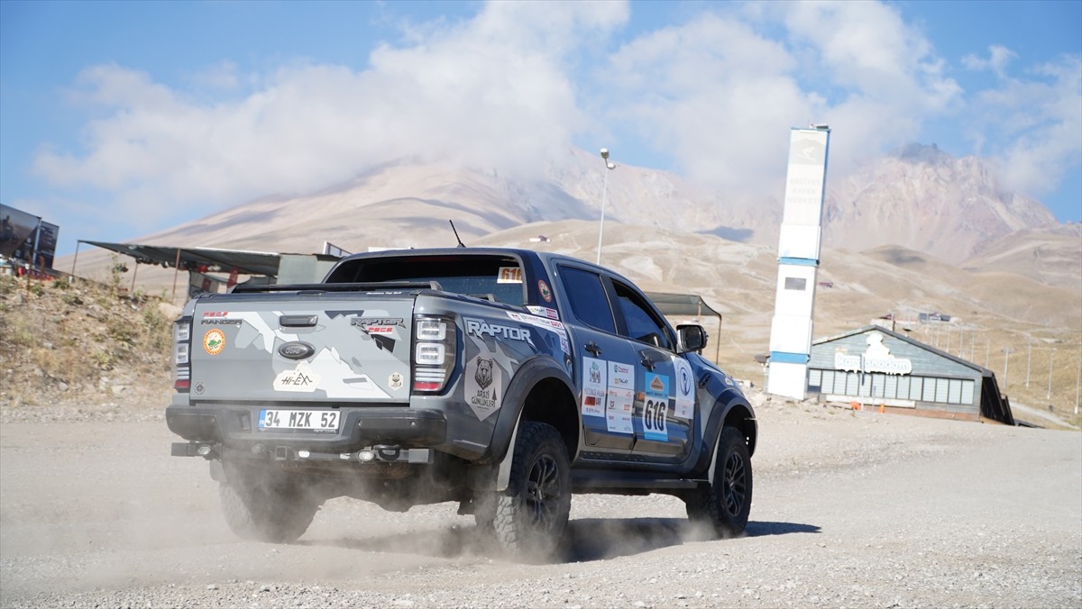 TransAnatolia Rally Raid Yarışçıları Erciyes'te Bir Araya Geldi