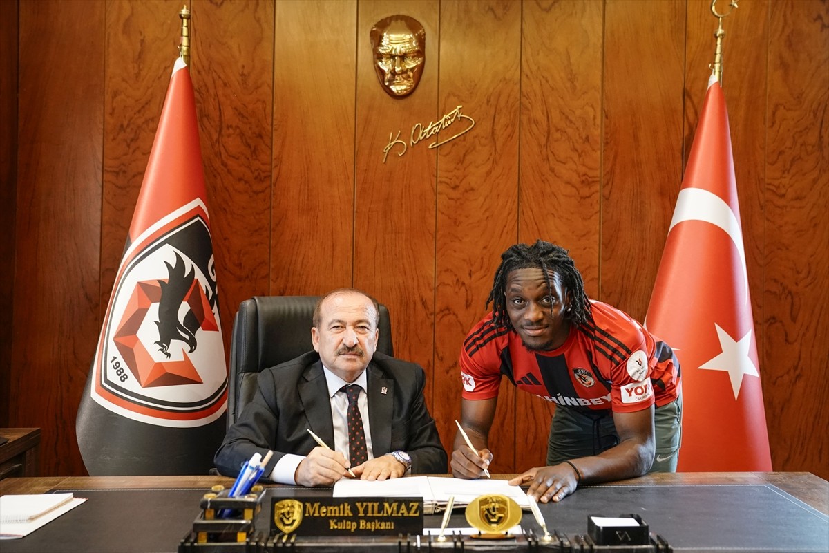 Gaziantep FK, Christopher Lungoyi'yi Transfer Etti