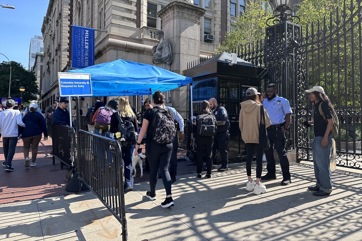 Columbia Üniversitesi'nde Öğrenci Protestoları ve Güvenlik Önlemleri