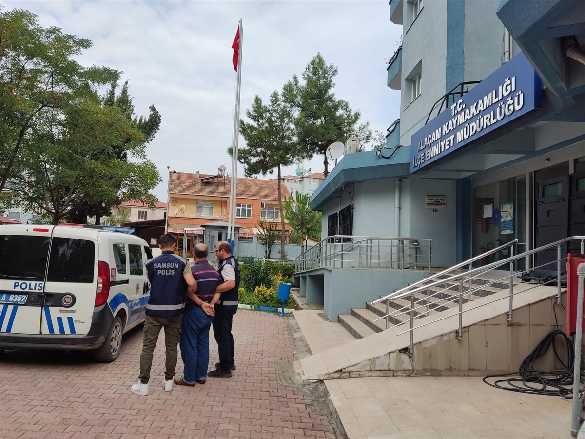 Samsun'da FETÖ Hükümlüsü Çatı Katında Yakalandı