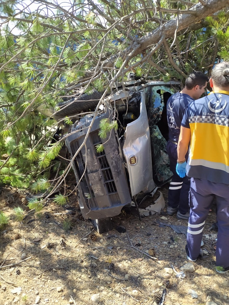 Karaman'da Trafik Kazası: 5 Yaralı