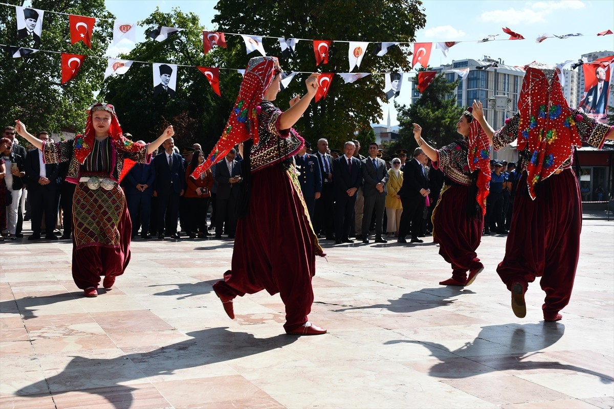 Bilecik'in Düşman İşgalinden Kurtuluşunun 102. Yıldönümü Kutlandı