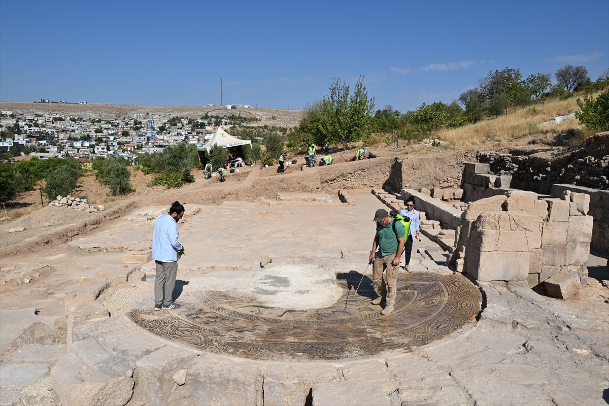 Dülük Antik Kenti'nde 1600 Yıllık Mozaiklerin Restorasyonu Tamamlandı