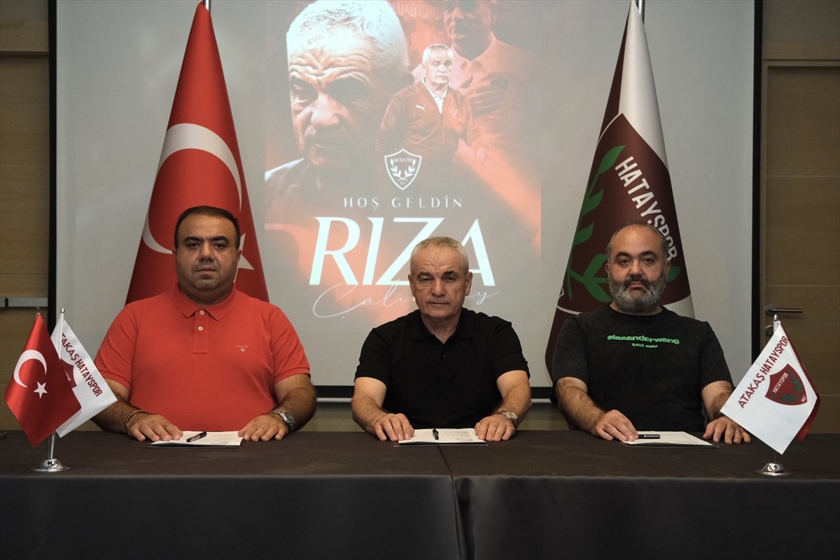 Atakaş Hatayspor'da Rıza Çalımbay Dönemi Başladı