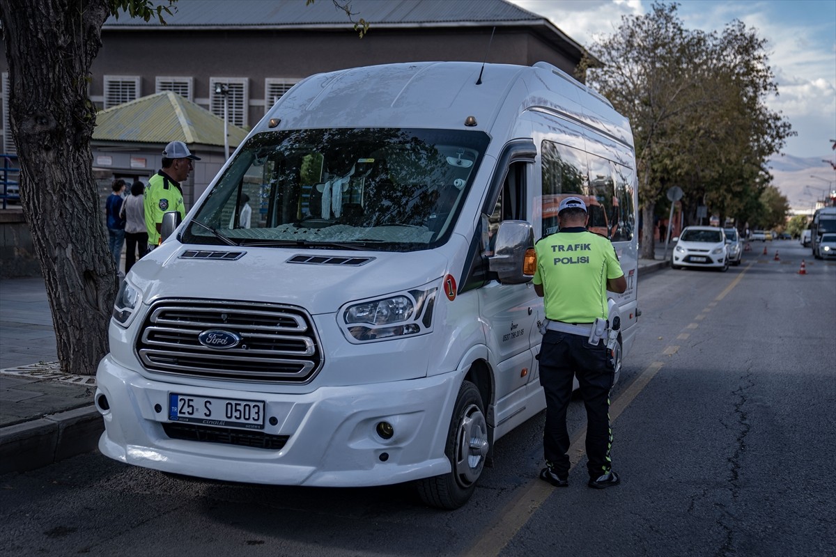 Erzurum'da Servis Denetimleri: Öğrenci Güvenliği Öncelik