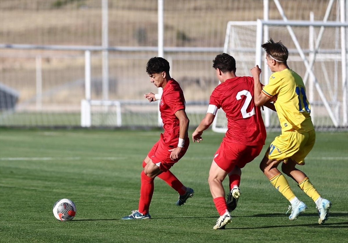 Erciyes Yüksek İrtifa Futbol Turnuvası'nda Türkiye Fark Yaratıyor