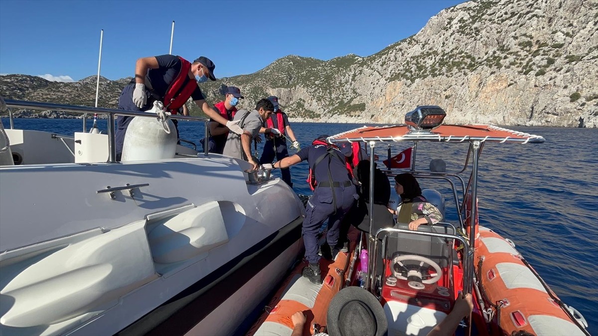 Muğla Açıklarında Düzensiz Göçmen Operasyonu