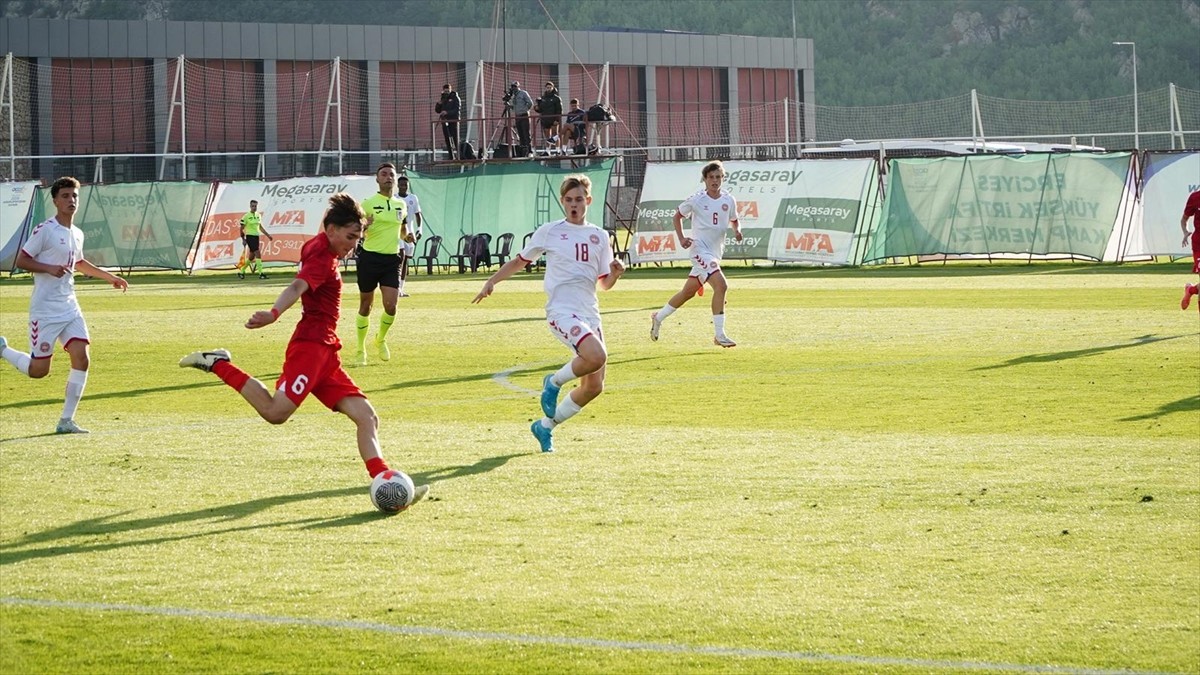 16 Yaş Altı Milli Takım, Danimarka'yı 4-2 Geçti