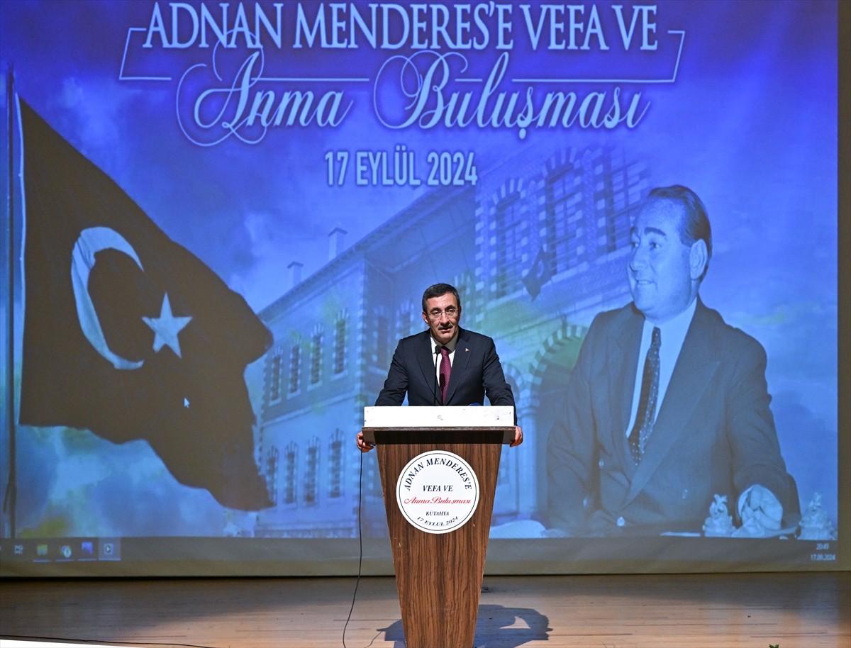 Cumhurbaşkanı Yardımcısı Yılmaz, Adnan Menderes'i Anma Etkinliğinde Konuştu