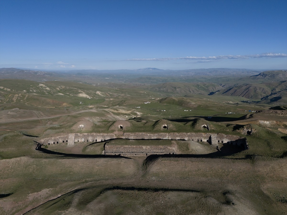 Erzurum'un Tarihi Büyük Palandöken Tabyası Yüzyılı Aşan Süreçte Ayakta