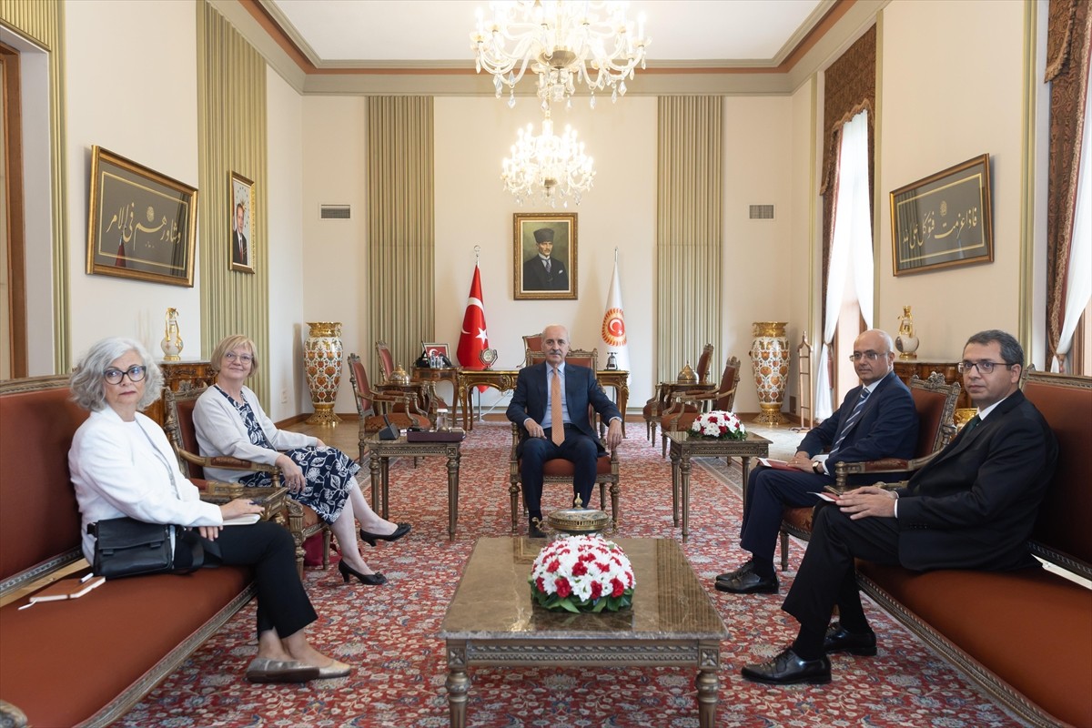 TBMM Başkanı Numan Kurtulmuş, Almanya'nın Büyükelçisini Ağırladı