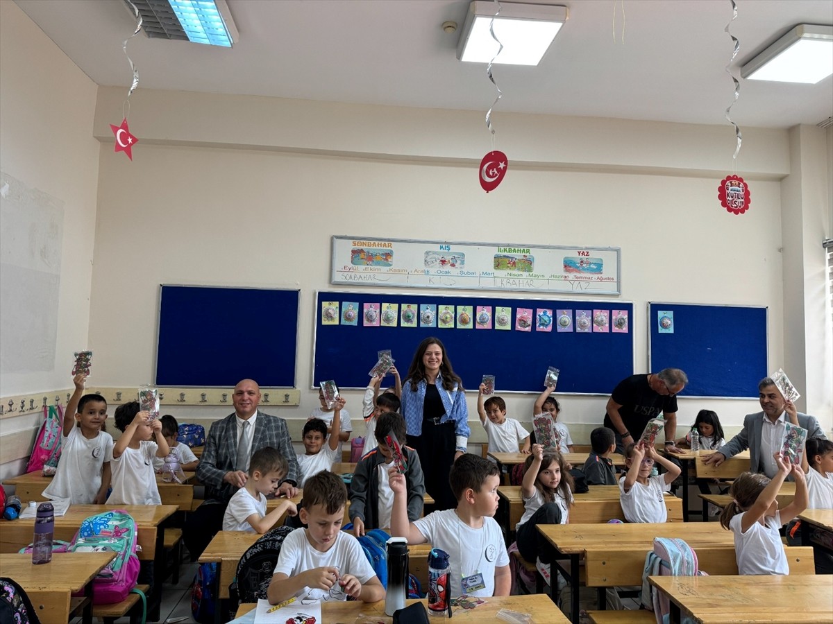 Başakşehir'de 'İlk Ders Karagöz' Etkinliği Gerçekleşti
