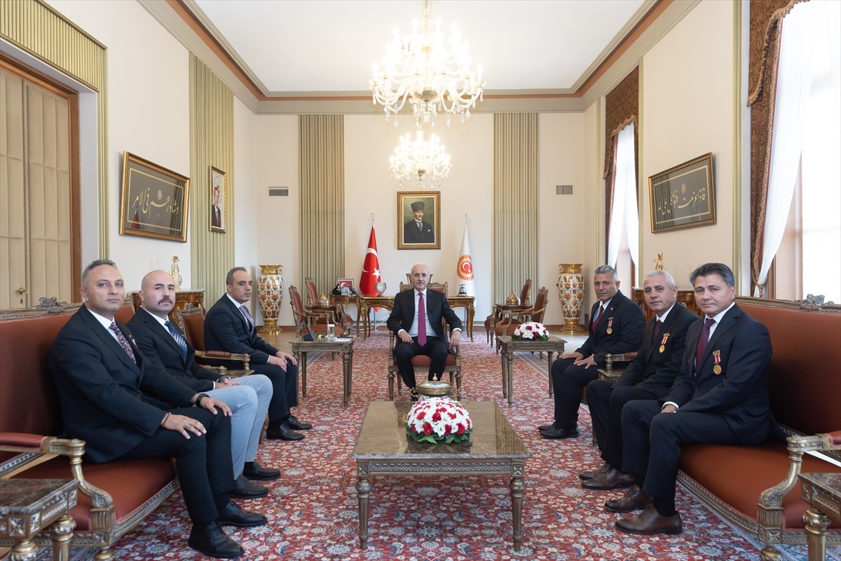 TBMM Başkanı Kurtulmuş, Gaziler Günü'nde Kahramanları Ağırladı