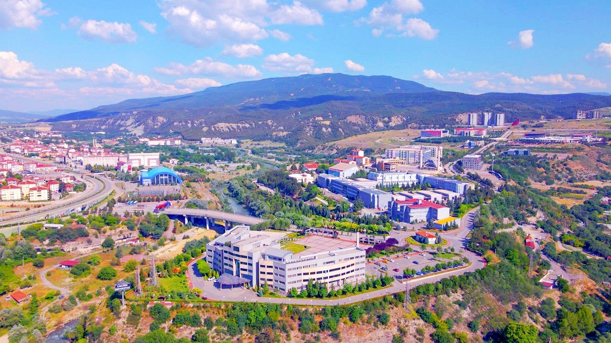 Karabük Üniversitesi'nde Türkiye'nin İlk Sağlık Bilimleri Festivali Başlıyor