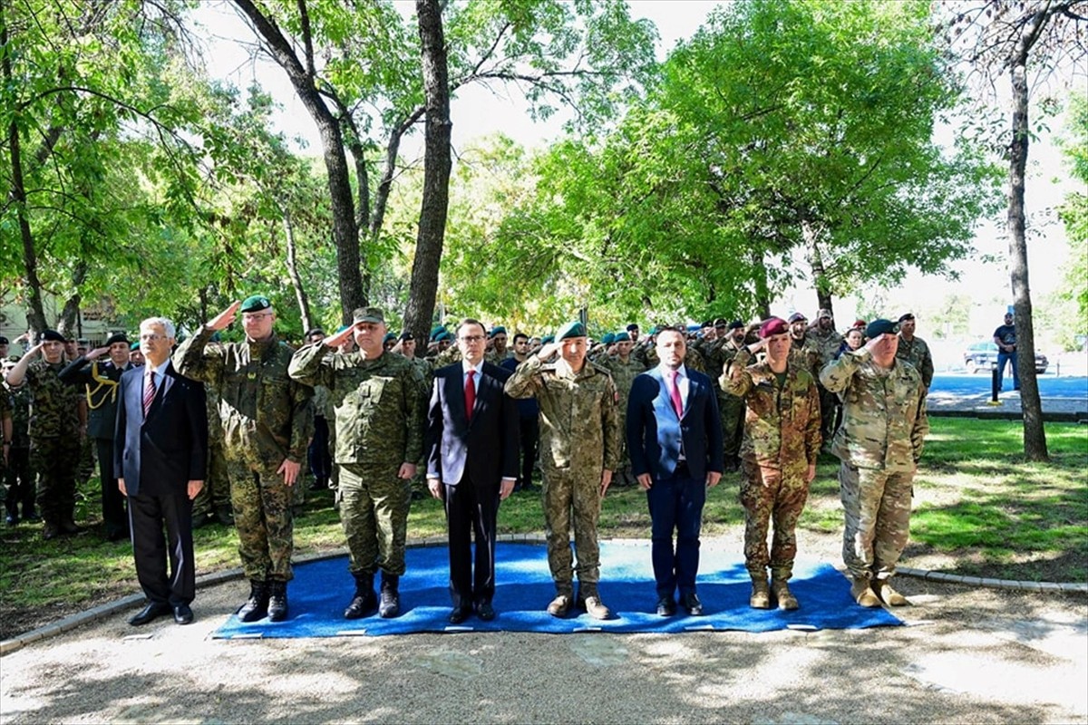 Kosova'da 1999'daki Şehit Başçavuş Hüseyin Kutlu Anıldı