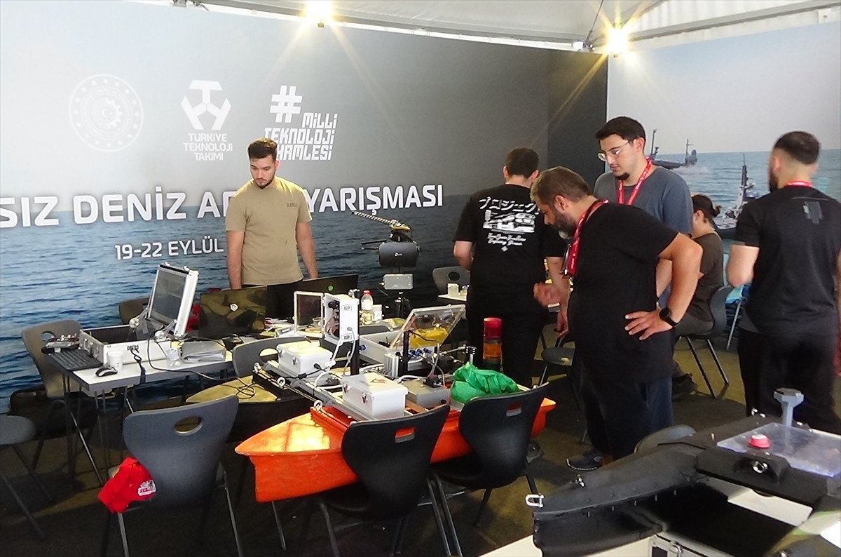 TEKNOFEST İnsansız Deniz Aracı Yarışması Mersin'de Devam Ediyor