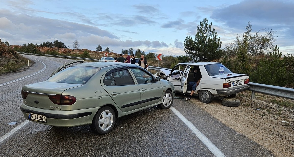 Karabük'te Trafik Kazası: 7 Yaralı