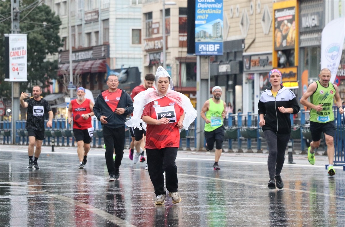 4. Uluslararası Kayseri Yarı Maratonu Büyüleyici Bir Temayla Gerçekleşti