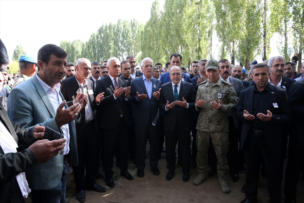 Şehit Piyade Sözleşmeli Er Abakay, Muş'ta Son Yolculuğuna Uğurlandı