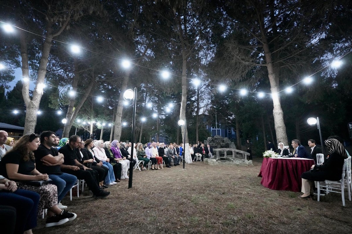 Milli Eğitim Bakanı Tekin, Sakarya'da Eğitim Paydaşlarıyla Buluştu