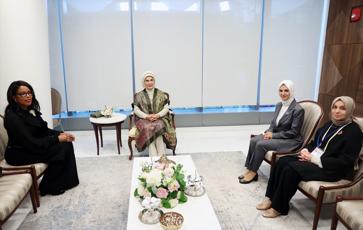 Emine Erdoğan, Ilyasah Shabazz ile Görüştü