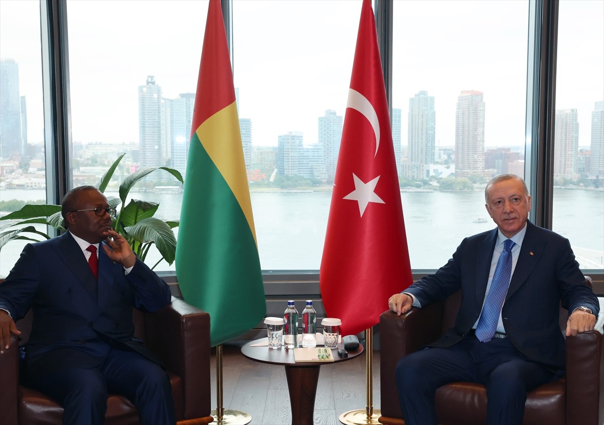 Cumhurbaşkanı Erdoğan, Gine Bissau ile İkili Görüşme Gerçekleştirdi