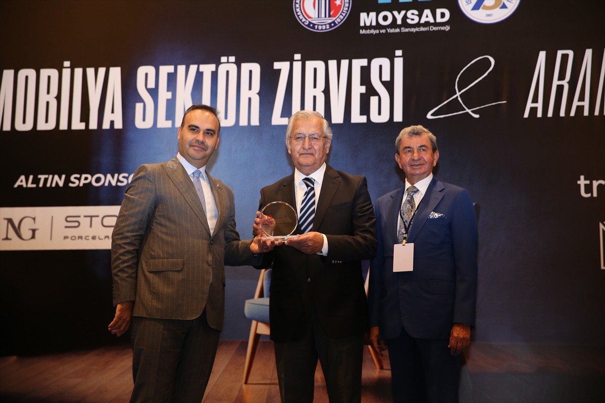 Sakarya'da Mobilya Sektör Zirvesi Gerçekleştiriliyor