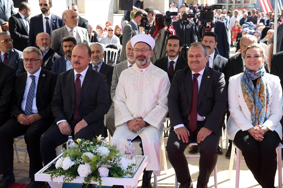 Diyanet İşleri Başkanı Erbaş Kastamonu'da Yurt Açılışında Önemli Mesajlar Verdi