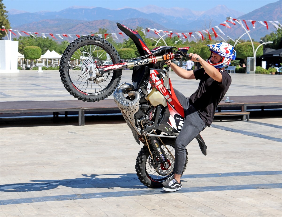 Fethiye'de Türkiye Süper Enduro Şampiyonası Start Aldı