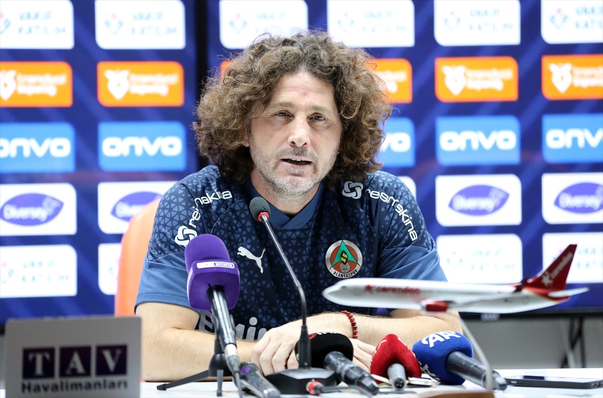 Alanyaspor Çaykur Rizespor Maçında 3 Puanın Sevinci