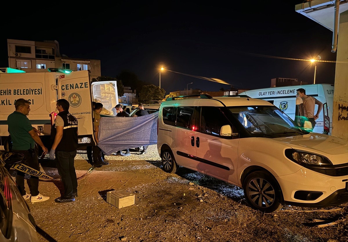 Manisa'da Kayıp Kişinin Aracında Ölü Bulundu