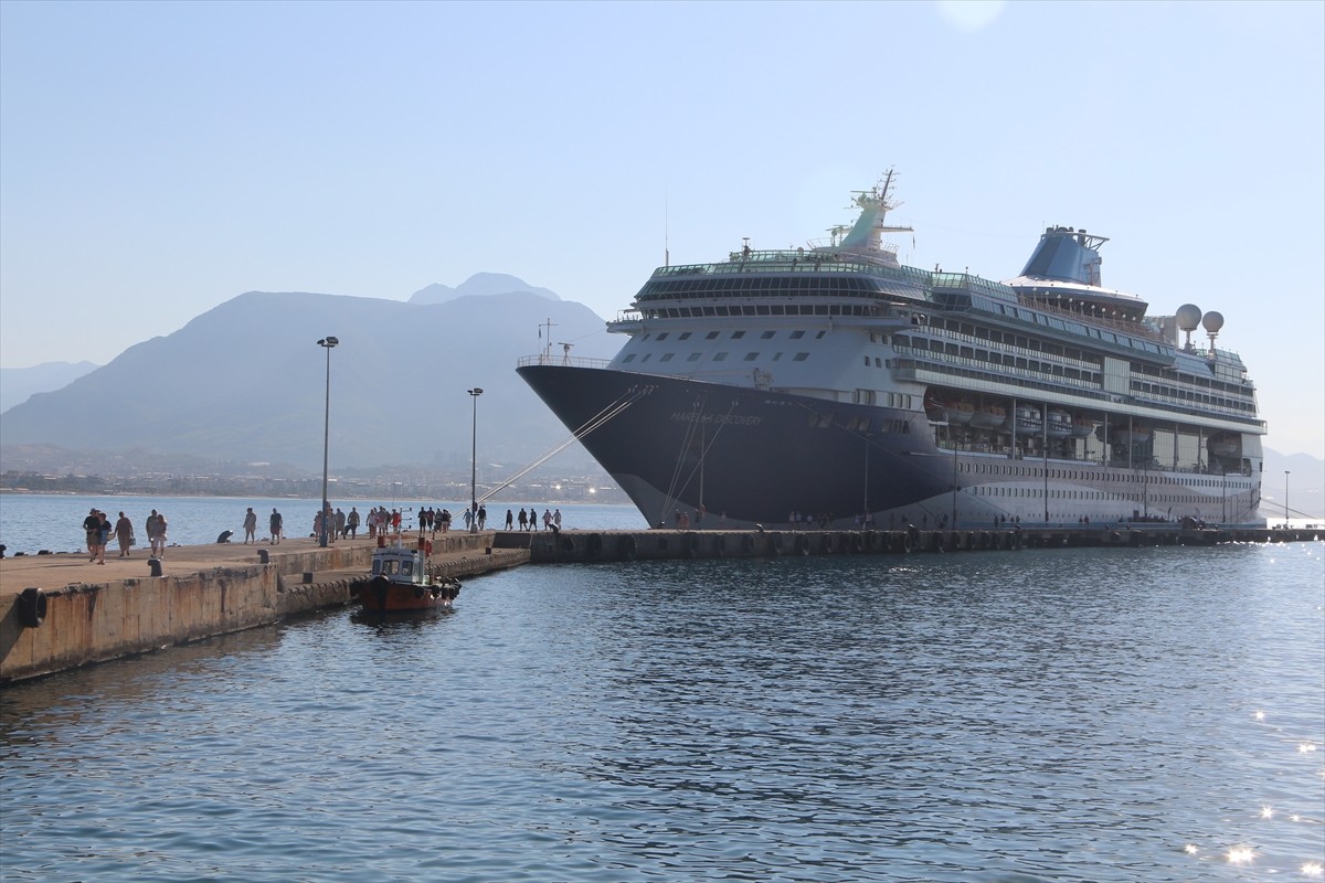 Marella Discovery Kruvaziyeri Alanya Limanı'na Varış Yaptı